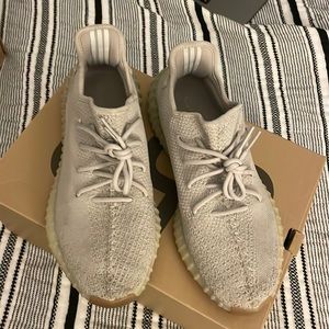 Yeezy Boost 350V2